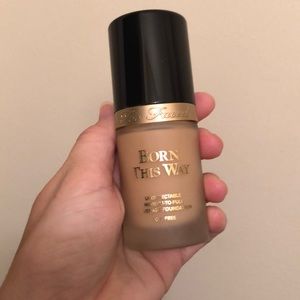 Too Faced Born This Way Foundation